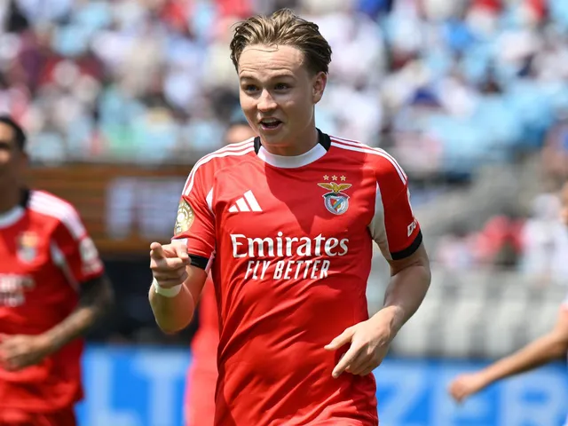 Benfica's Andreas Schjelderup celebrates his goal on June 24, 2025